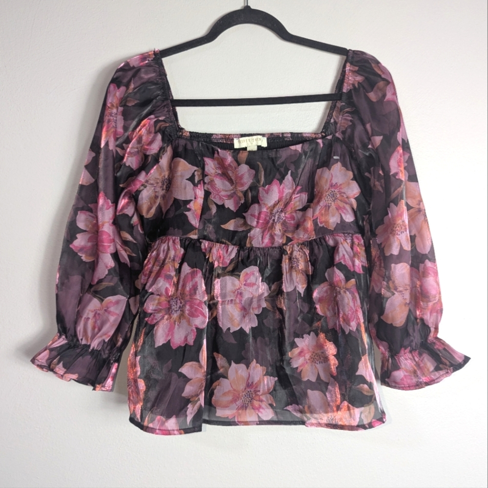 XL Thirty/Thirty Floral Shiny Square Neck Boho Top